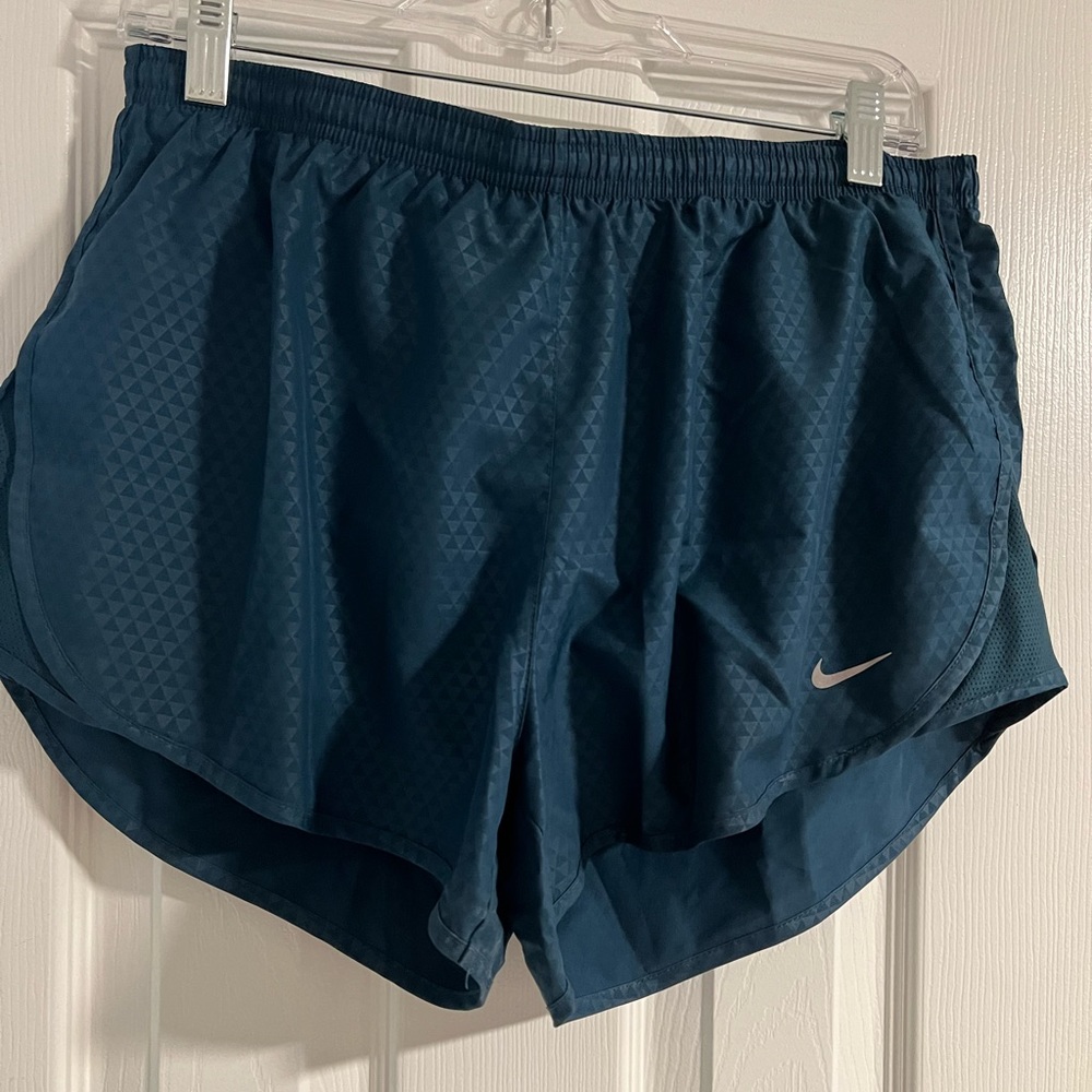 Nike DryFit running short in teal, size L